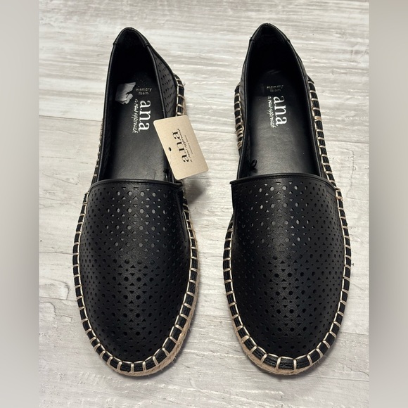 a.n.a Oakland Black Perforated Loafers Women’s Size 10 NWT - Picture 2 of 10
